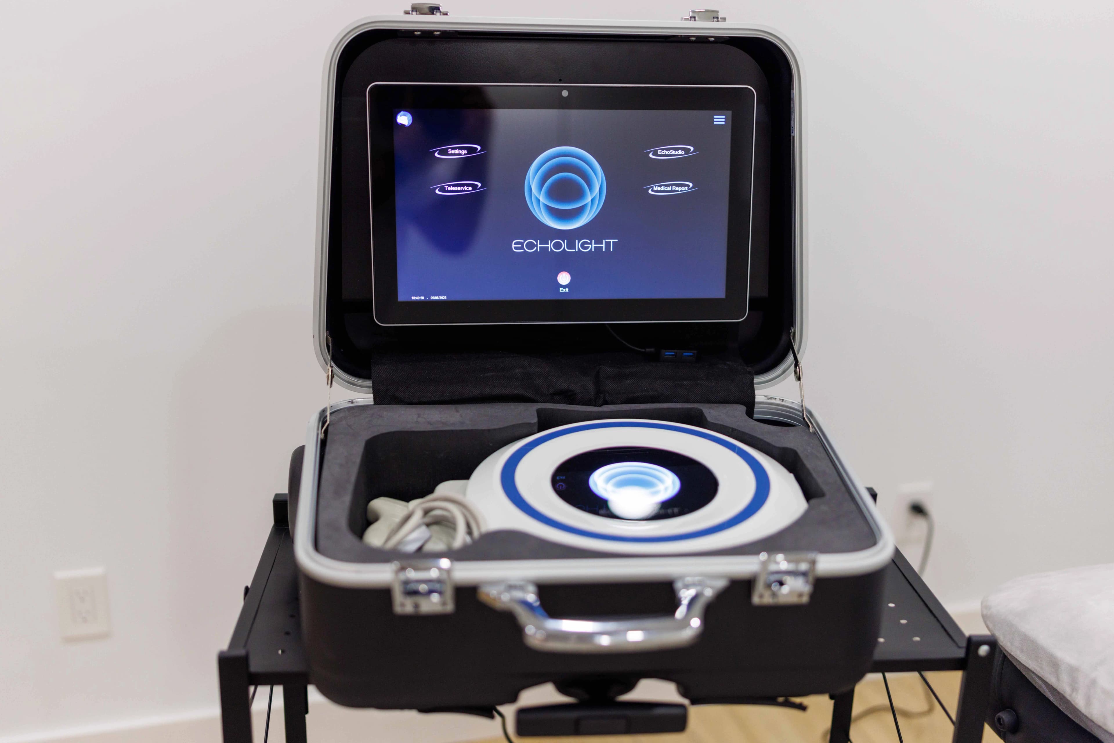 Echolight Echo S device
